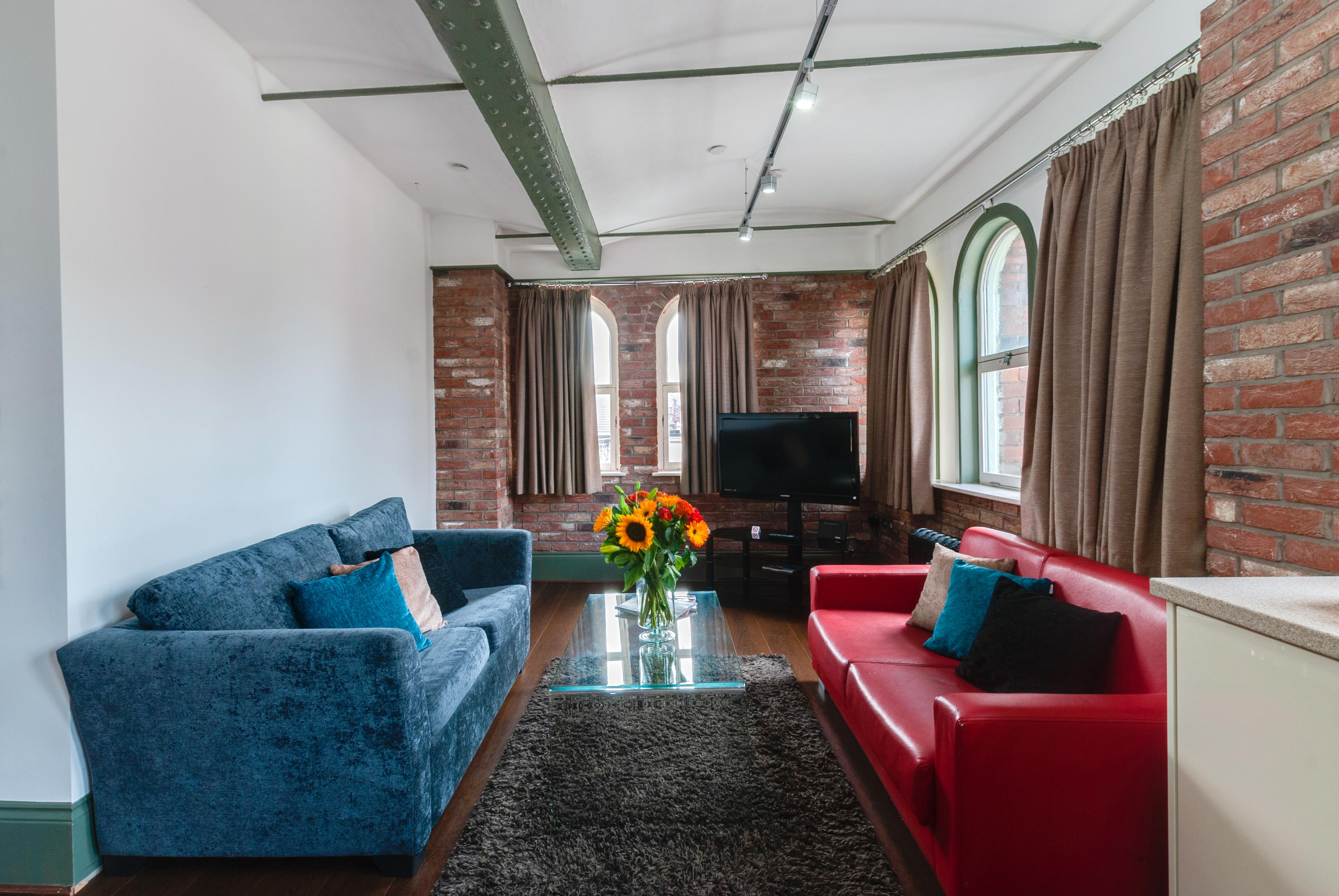 Base Serviced - Sir Thomas Street Apartament